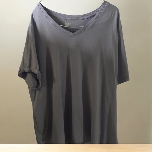 Lands' End Women's lavender V-Neck Top - Picture 1 of 2